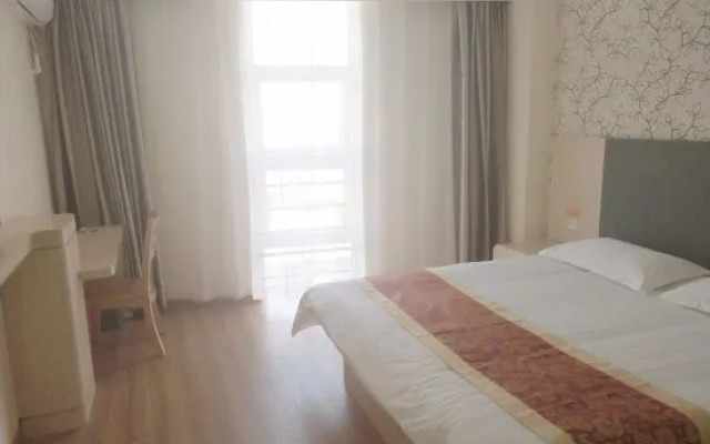 Pod Inn Hotel (Shanghai Jinshan Bailian City Beach)