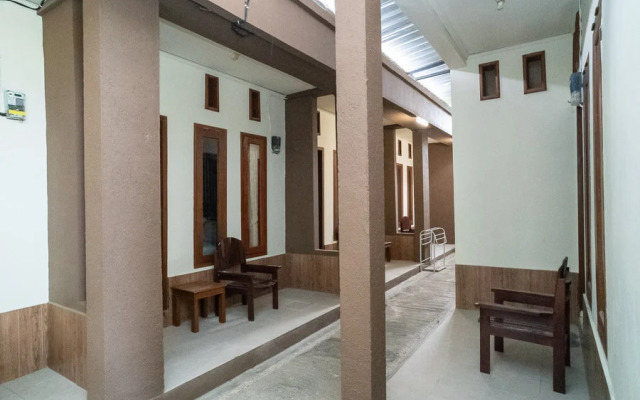 RedDoorz Near Transmart Lombok Mataram