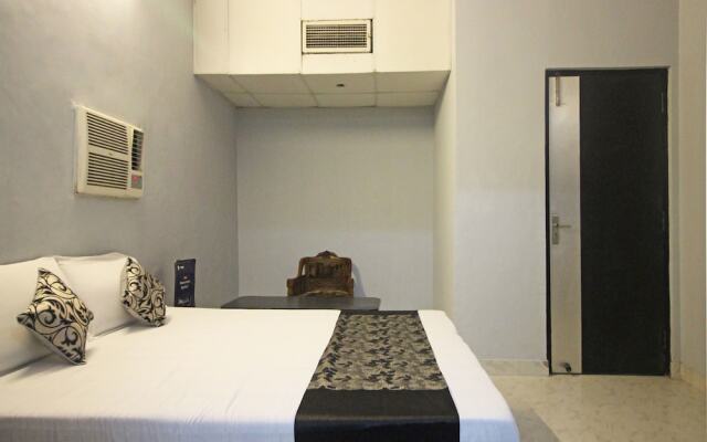 OYO 9750 Hotel Atithi