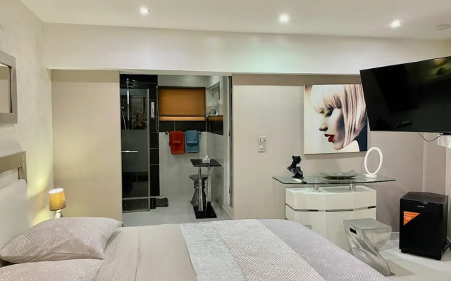 Residence Adam & Eve