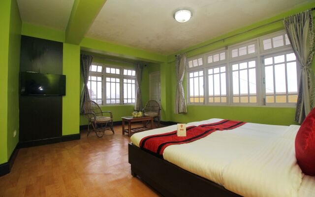 Oyo 4305 Yang's Inn