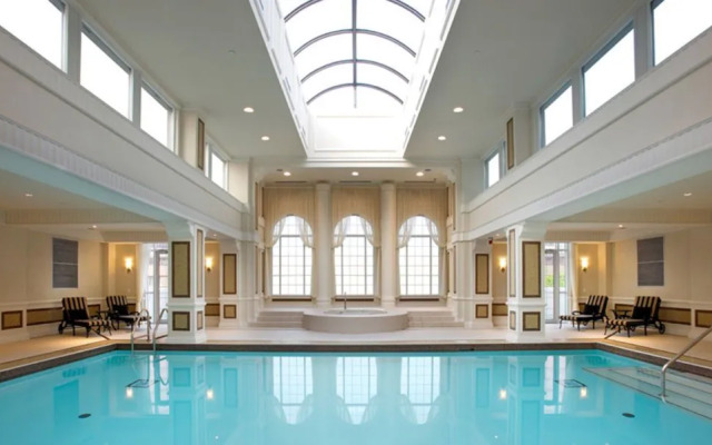 Toronto Suite Rentals - Meridian