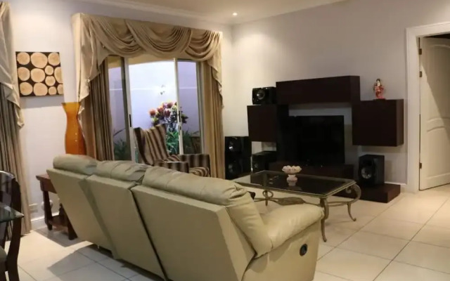 Deluxe Property in Cariari