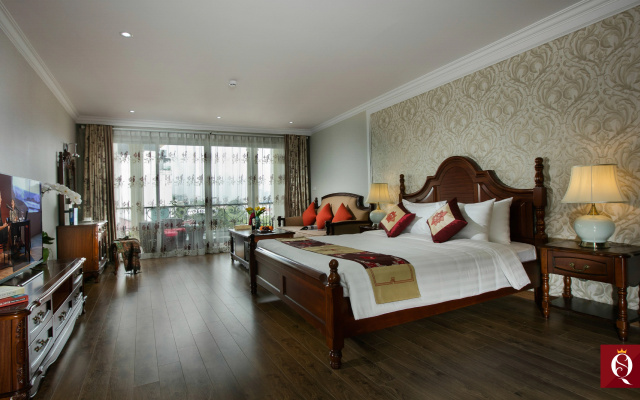 Silk Queen Grand Hotel