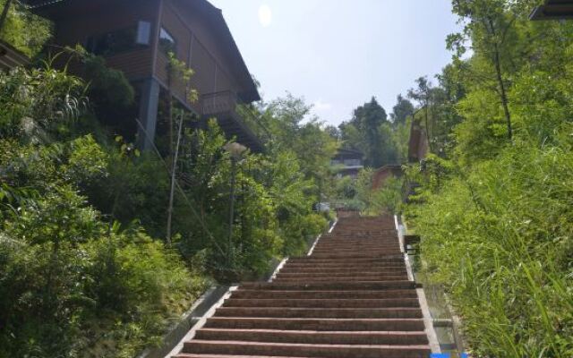 Xinghegu Ecological Resort
