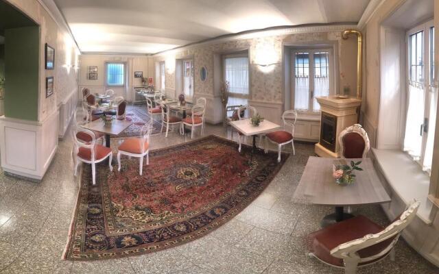 Hotel Corona Grossa