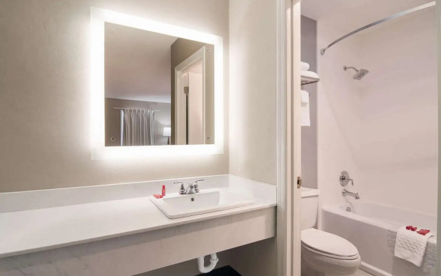 SureStay Hotel by Best Western Helen Downtown