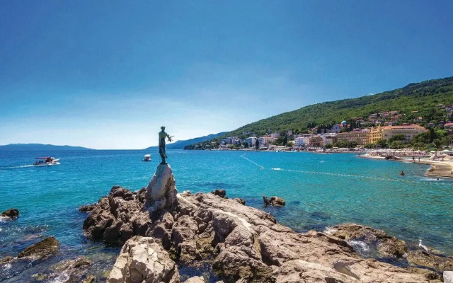 Nice Apartment in Opatija With Wifi and 1 Bedrooms