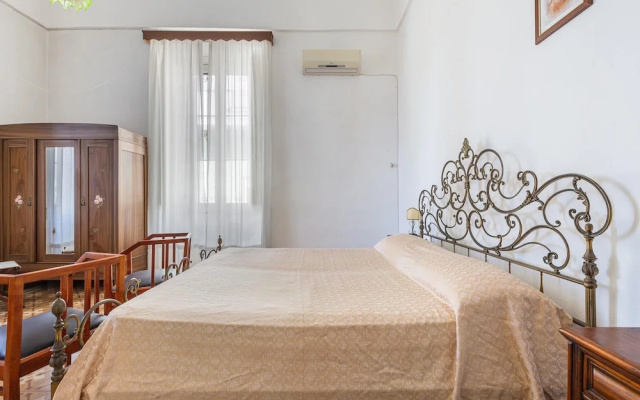 3728 Villa Donna Linda by Barbarhouse
