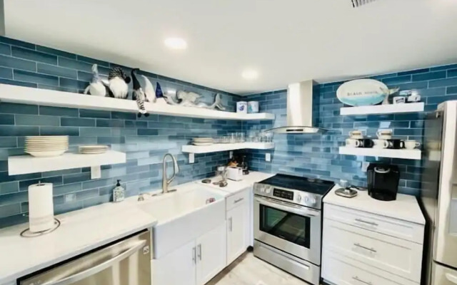 Wilmington Avenue 50 #106