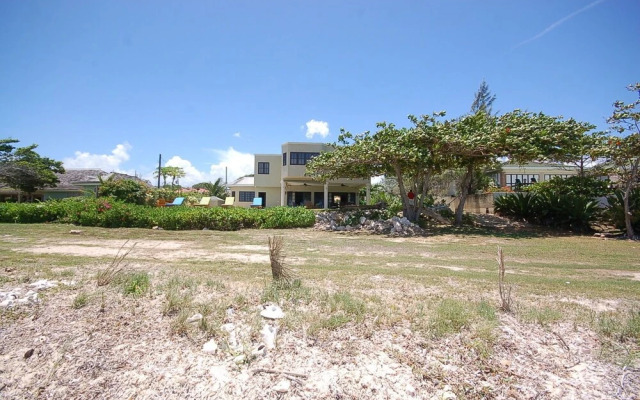 Mai Tai Villa, 4BR by Jamaican Treasures