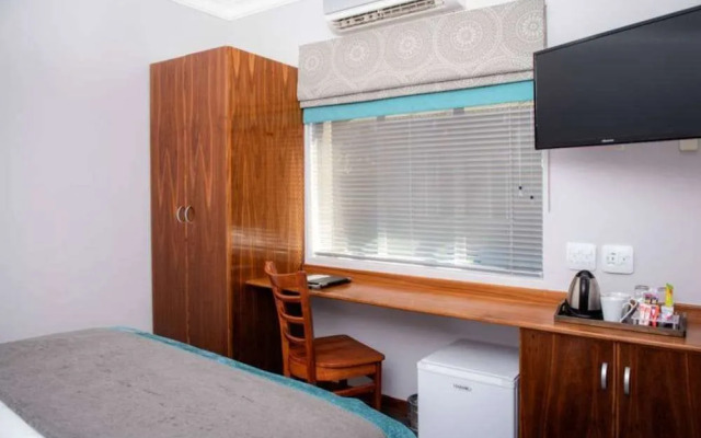 Palm Inn Guesthouse