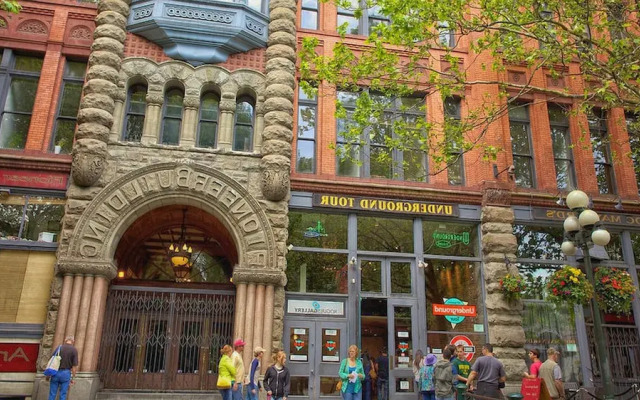 Pelicanstay in Pioneer Square