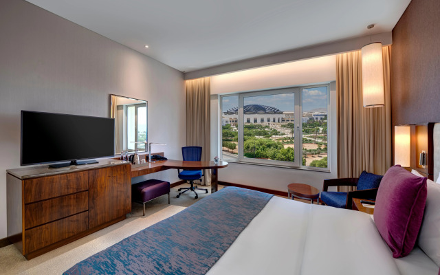 Crowne Plaza Muscat OCEC by IHG