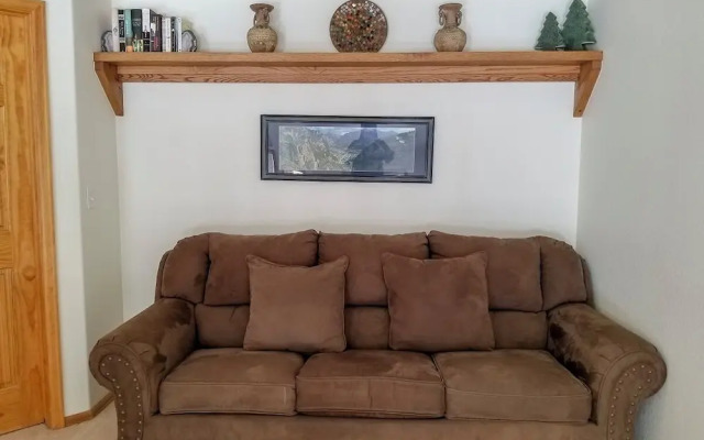 Cascade Three Bedroom Two Bath C07