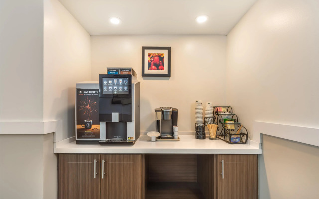 Best Western Smiths Falls Hotel