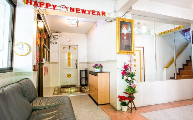 Gedkanok Apartment
