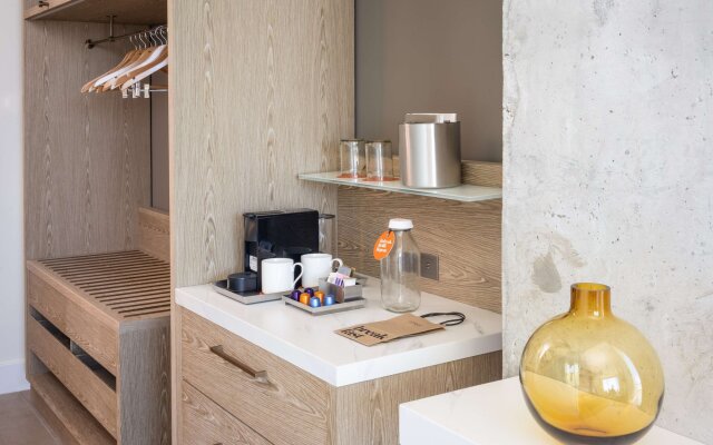 Canopy by Hilton West Palm Beach Downtown