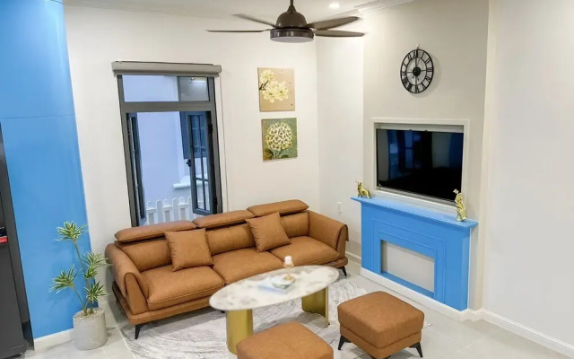 Deluxe 4 Br Warm Villa - Novaworld PT