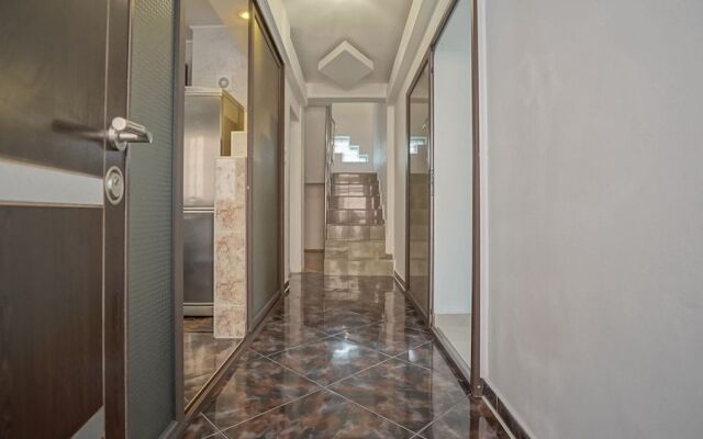 Villa Monique-CN2i Luxury Accommodation1