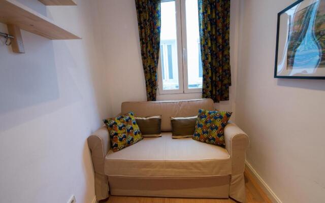 For You Rentals Chueca Apartment SON1