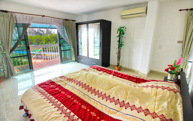 Cliff & Beach Villas