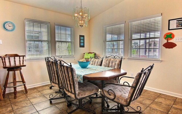 Tropical Touchdown - 4 Br Home