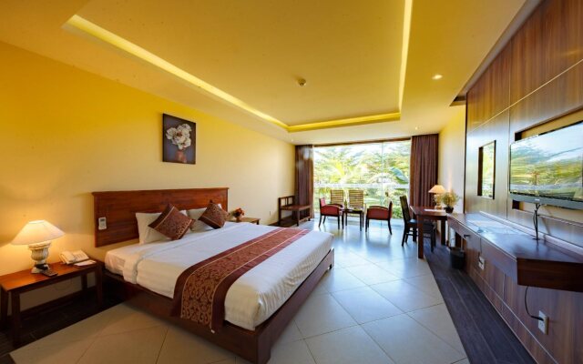 Bao Ninh Beach Resort