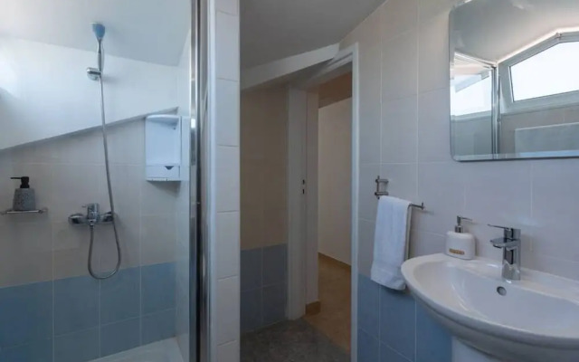 Chloris 3- Bedroom Apartment in Larnaca