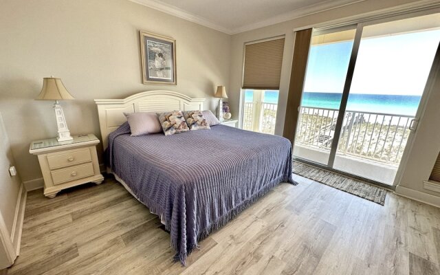 Sea Shell 3 Bedroom Townhouse by RedAwning
