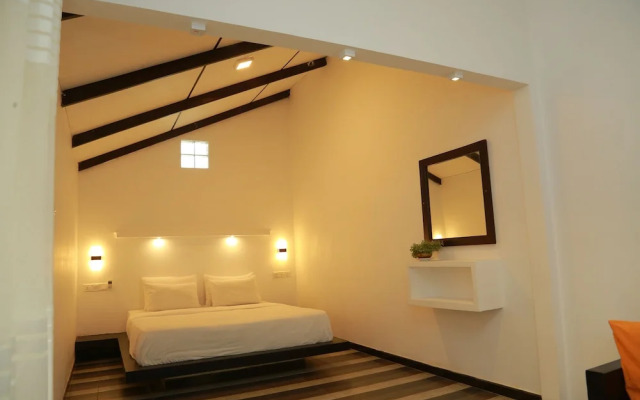 Midigama Holiday Inn