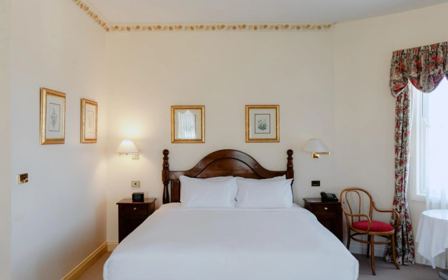 Mountain Heritage Hotel – Guest Rooms – Sydney