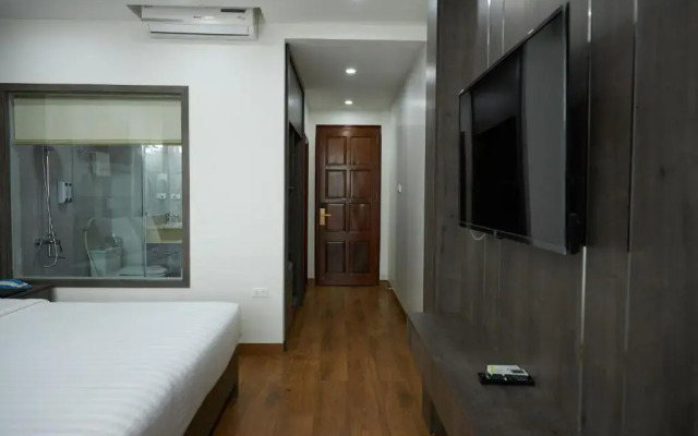 Van Nam Hotel