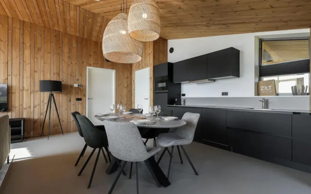 Spacious Holiday Home With Garden