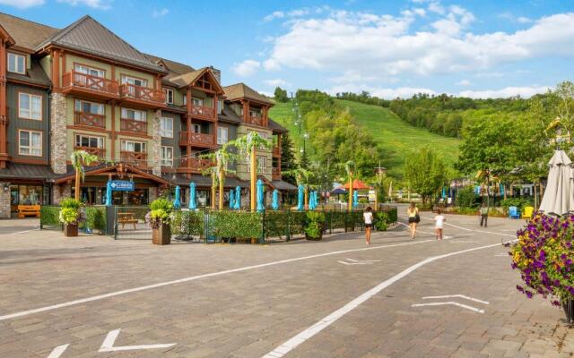 Blue Mountain, 3 Bedroom, Slopeside, Chateau Ridge 212