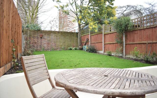 Herne Hill Bright 3 Bedroom House With Private Garden