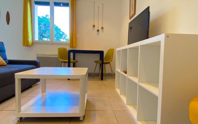 Charmant T2 au centre ville avec espace extérieur