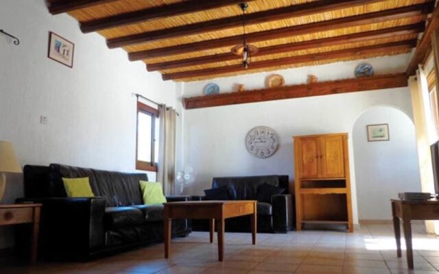 Coral Bay Sunbeam Villa
