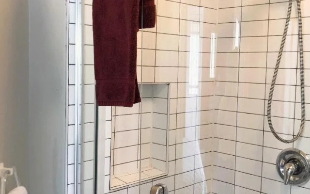 Mahogany Manor Bed & Breakfast