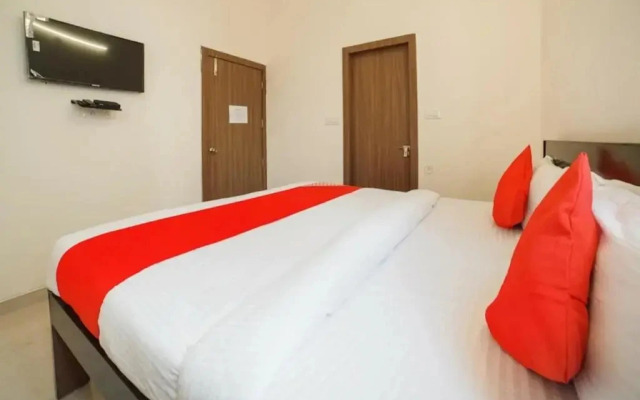 Hotel Arrow 19 by OYO Rooms