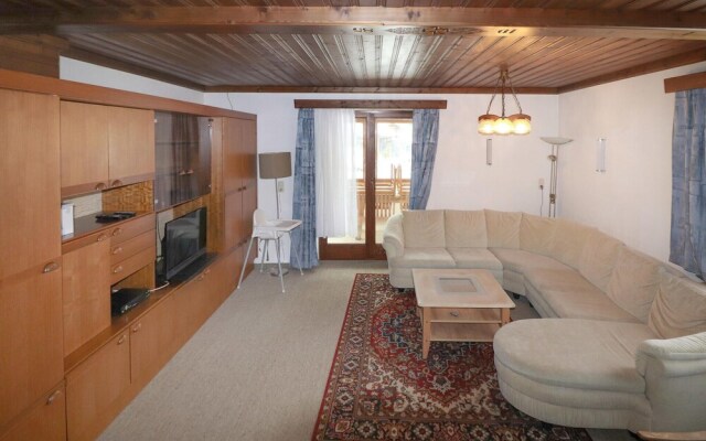 Beautiful Caravan in Gosau With 6 Bedrooms and Wifi