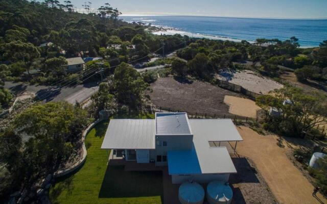 Baileys Beach House