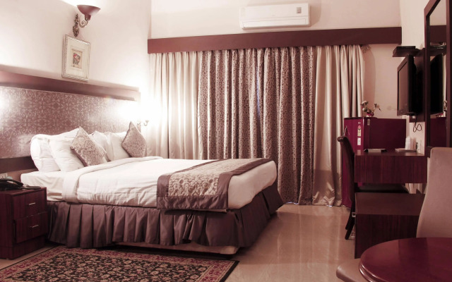 1589 Generation X Hotel