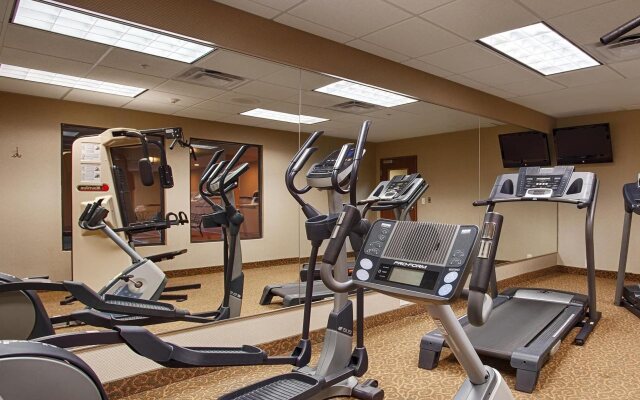 La Quinta Inn & Suites by Wyndham Lackawanna