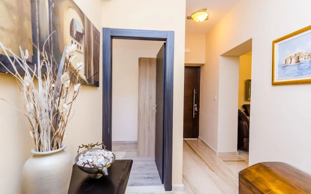 Camelia Luxury Apartments