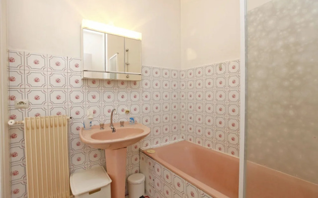 Grand Studio 30m² En Centre-Ville À Nice