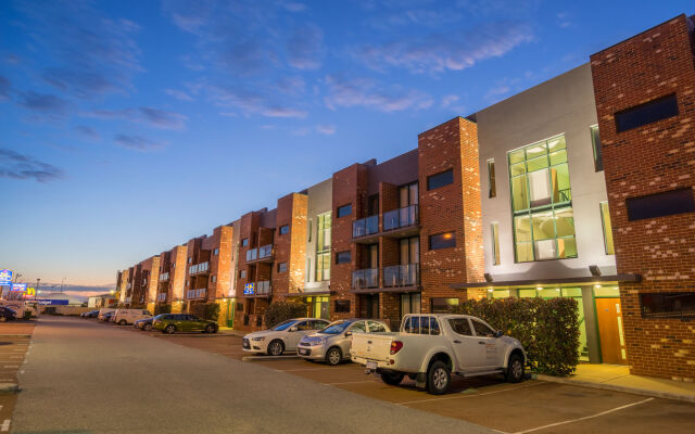 Perth Ascot Central Apartment Hotel