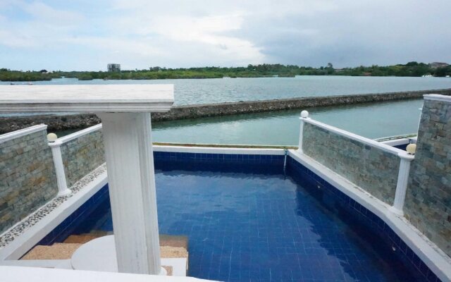Alfheim Resort
