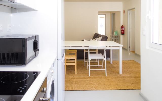 Liiiving In Porto - Serralves Corporate Apartment