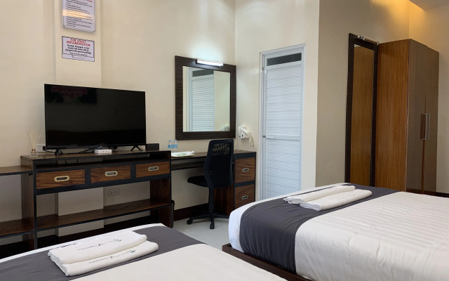 Villa MJ Maristela Beach Resort